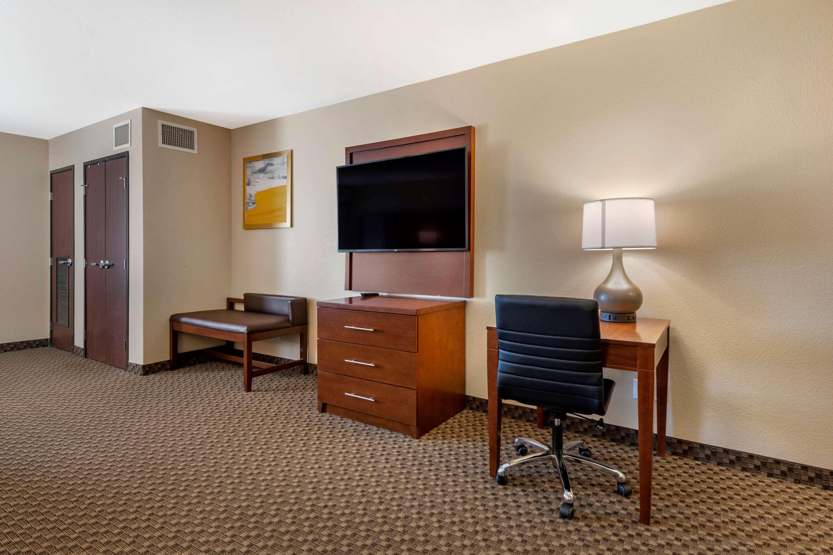 Comfort Suites Broomfield-Boulder-Interlocken Dış mekan fotoğraf